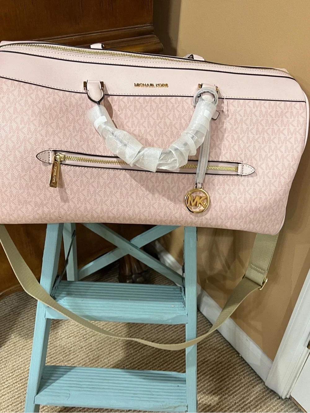 Michael Kors Jet Set Travel